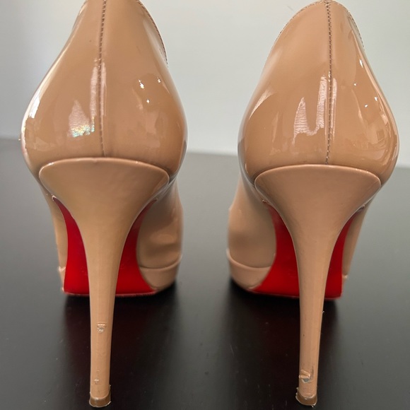Christian Louboutin Nude Beige Heels - Picture 4 of 5